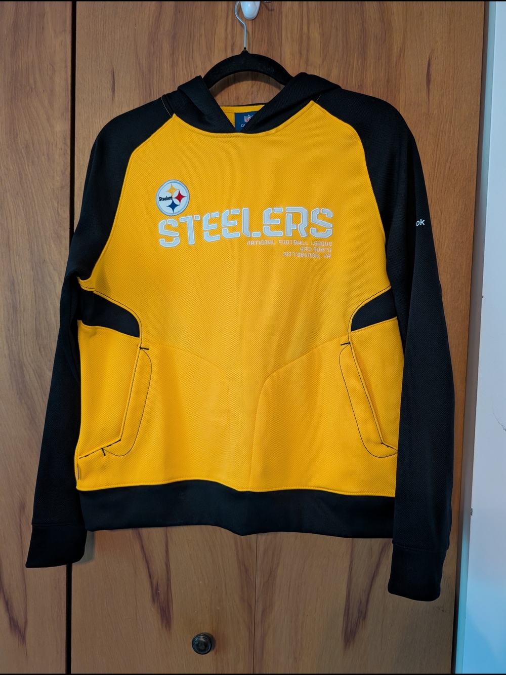 Pittsburgh Steelers Reebok NFL Hoodie Women's Medium
